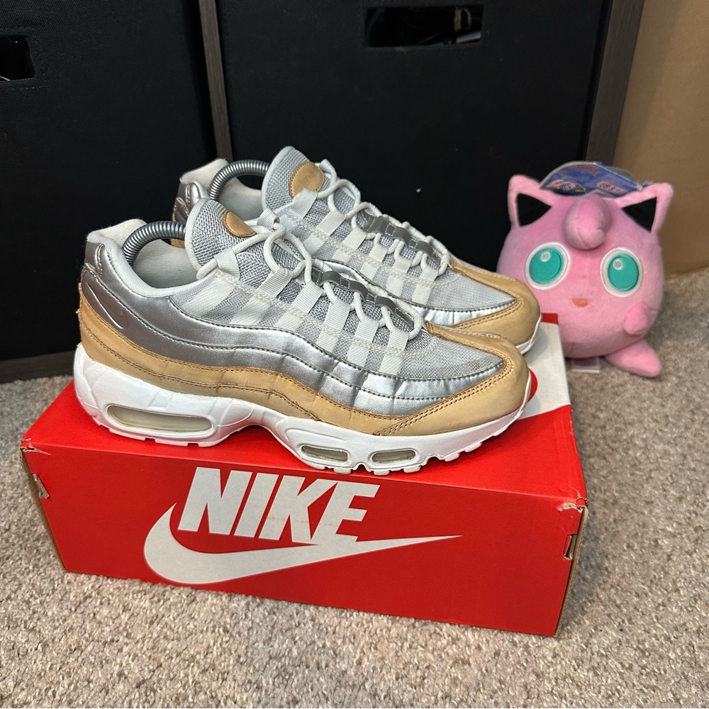 Nike Air Max 95 SE Premium ‘Pure Platinum’ AH8697-002 Women's Size 8.5